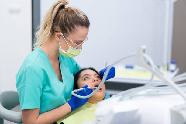 Best Weekend Emergency Dental Services in Lake Ridge, VA